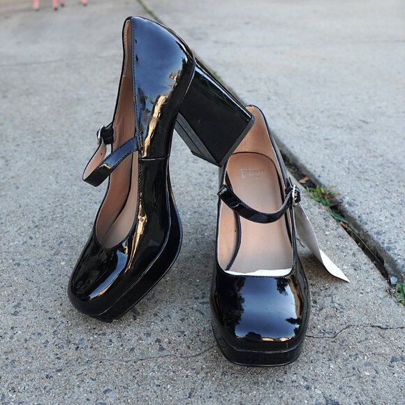 Crown & Ivy 9 Black Patent Mary Jane Platform Chunky Heels - Picture 1 of 10